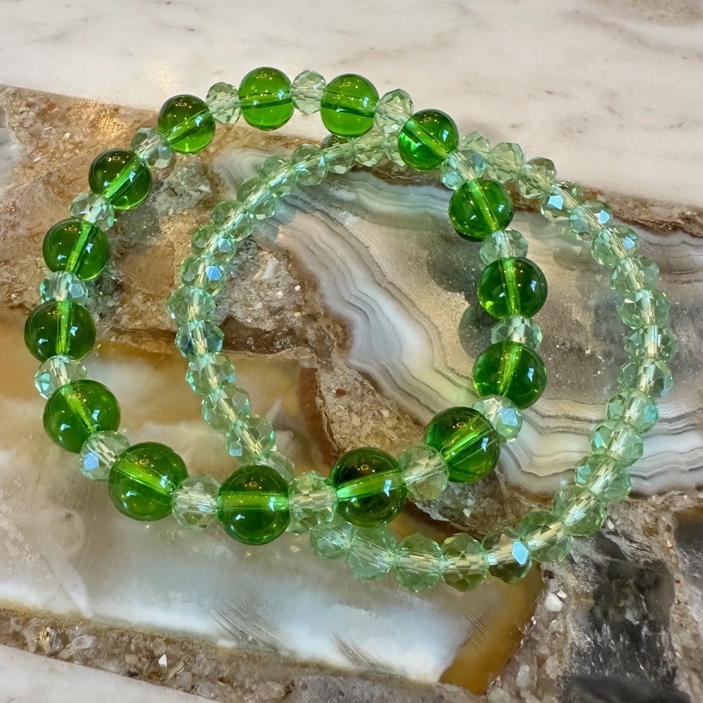 3057 Vibrant Green Crystal Bracelet Set